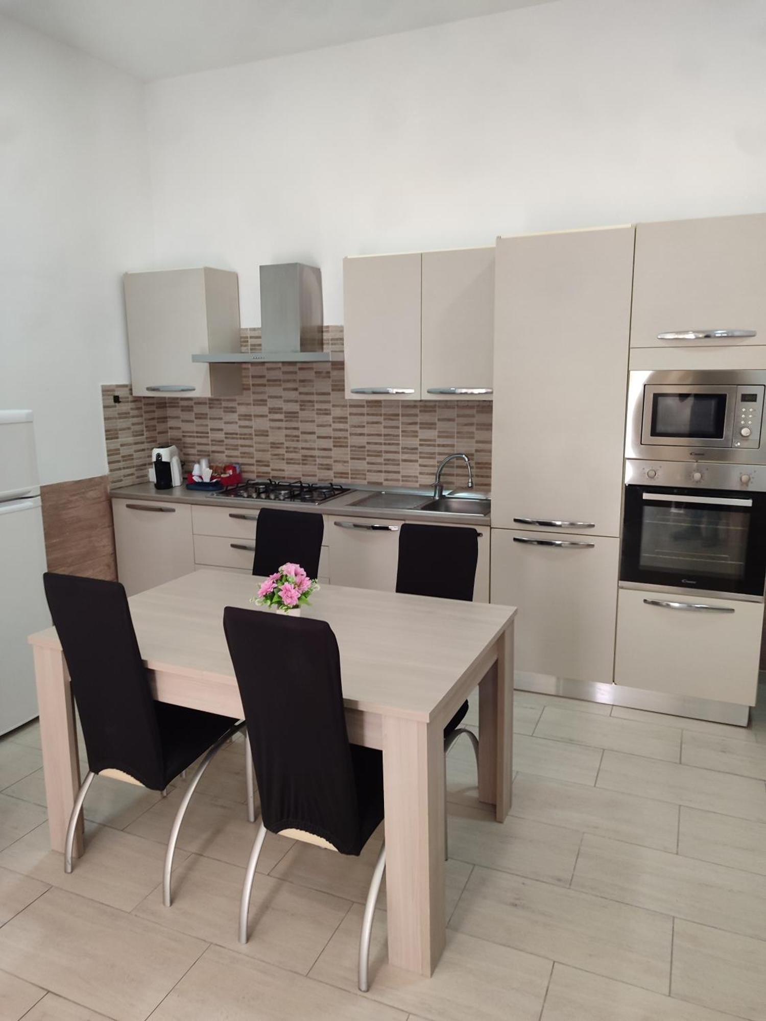 Apartament Al Civico 13 Foggia Zewnętrze zdjęcie